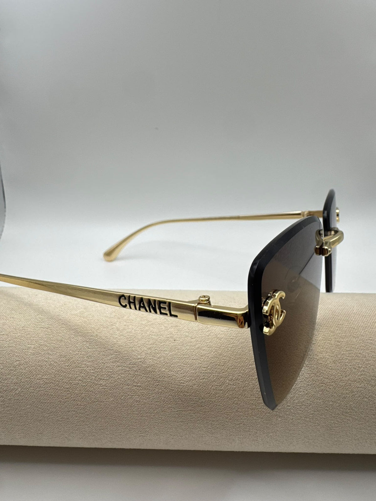 Large Cat-eye Rimless Tan C Sunglasses