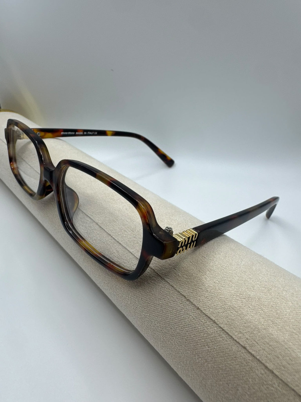 Clear Lense Slim Rectangular M Sunglasses