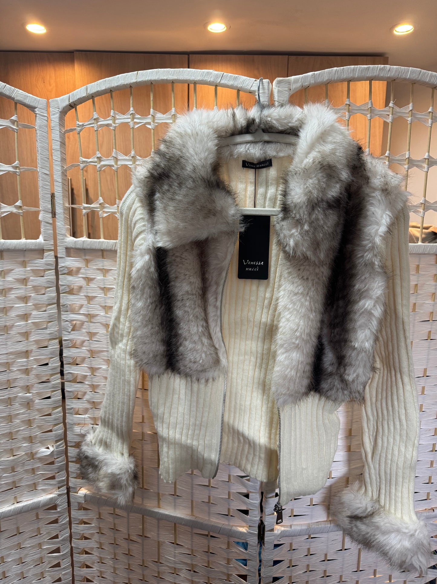 Lila Faux Fur Zip Up Knit Cardigan White