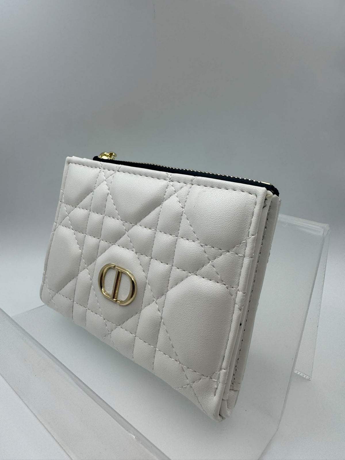 White Quilted Mini Zip Purse