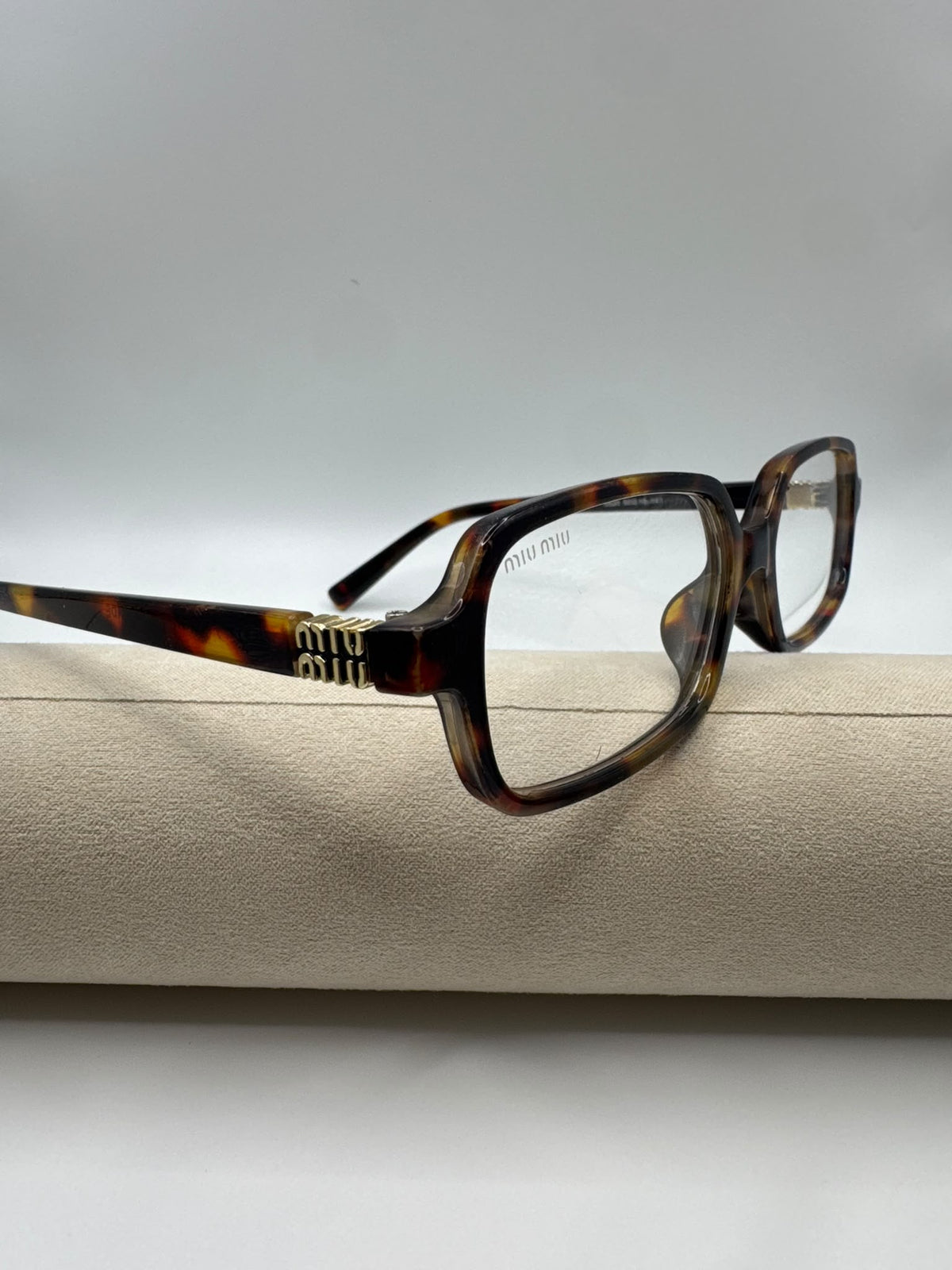 Clear Lense Slim Rectangular M Sunglasses