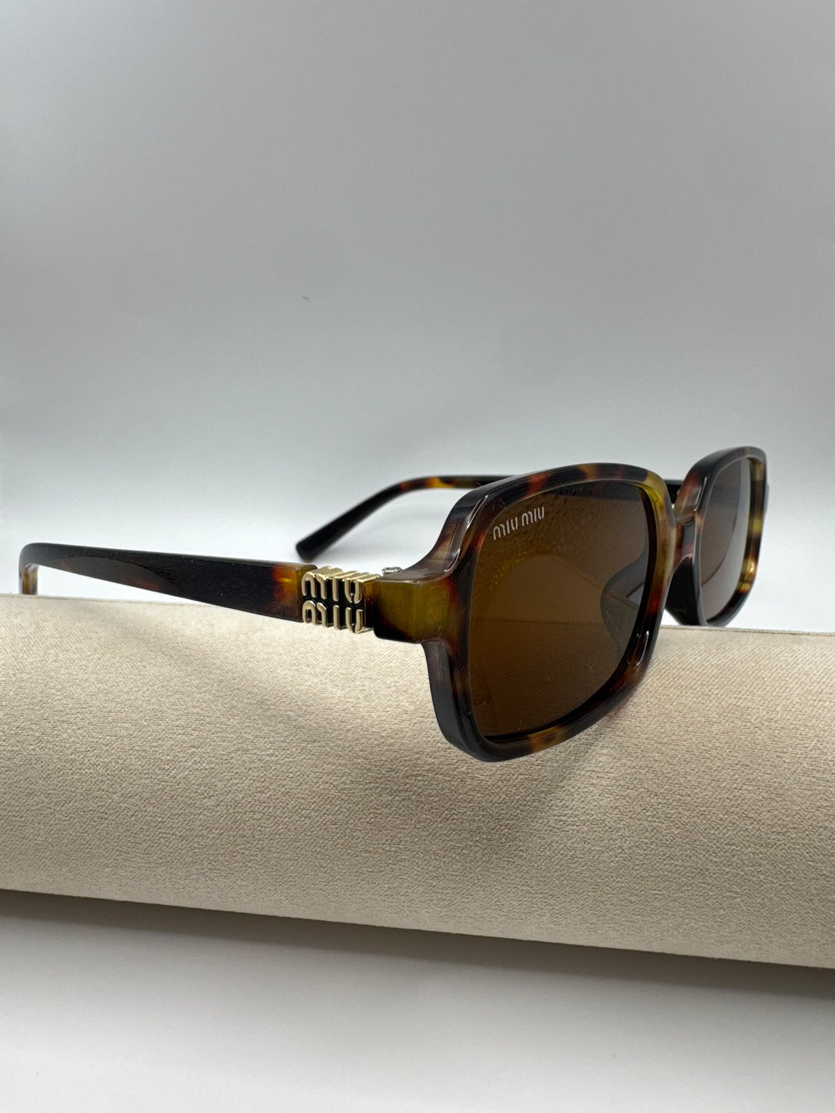 Tortoise Slim Rectangular M Sunglasses