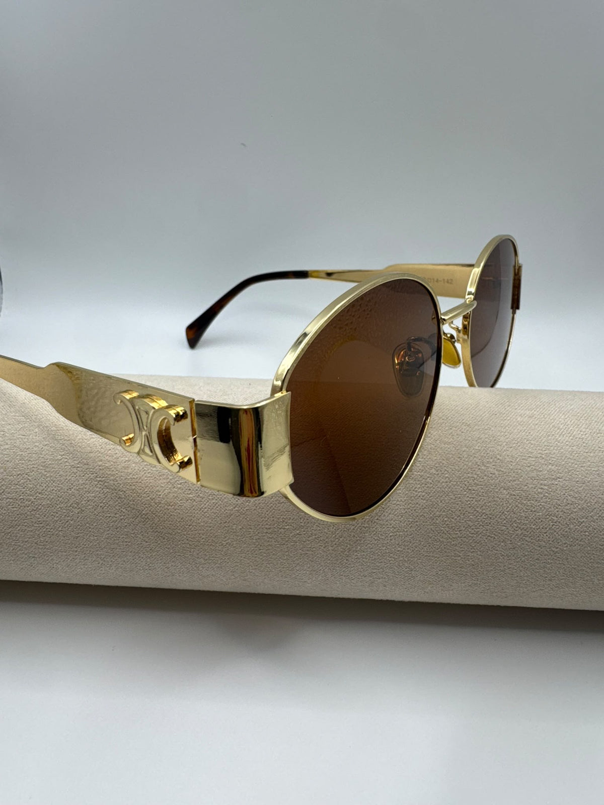 Gold Frame, Tan Lense C Sunglasses