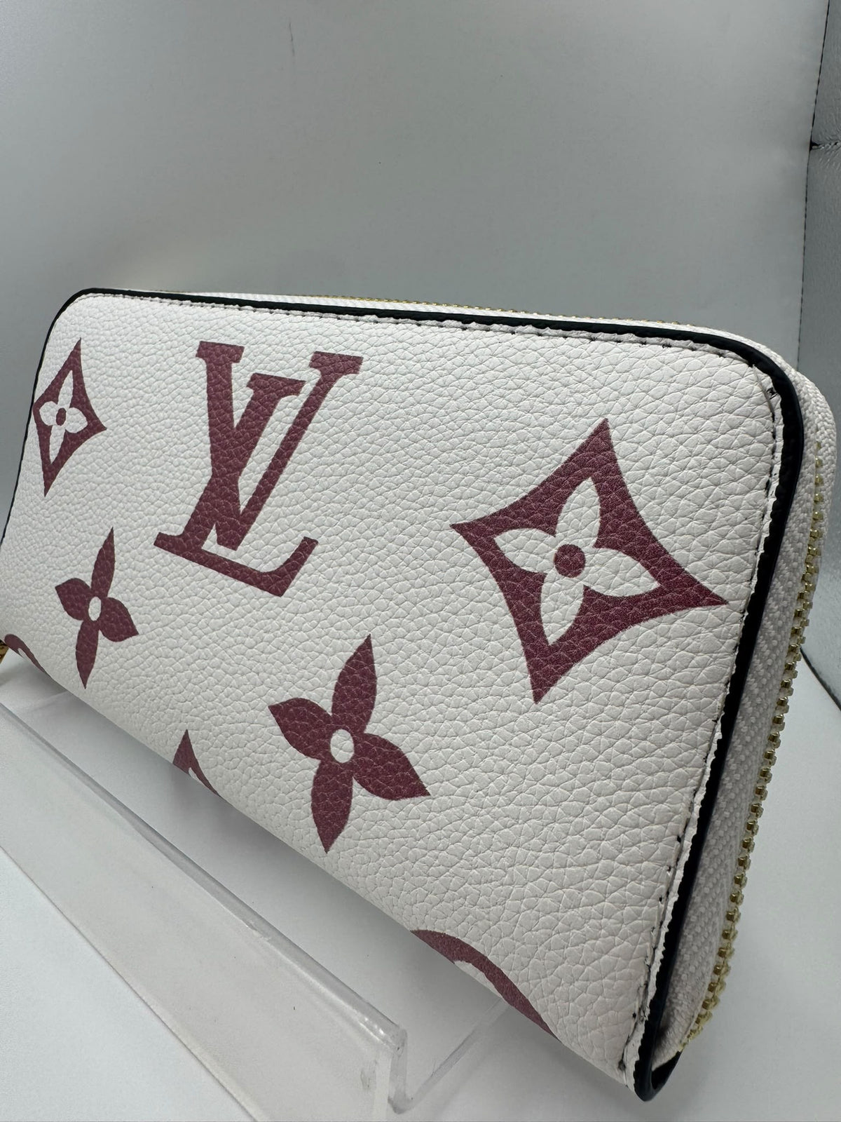 Cream Full Size Zip Purse